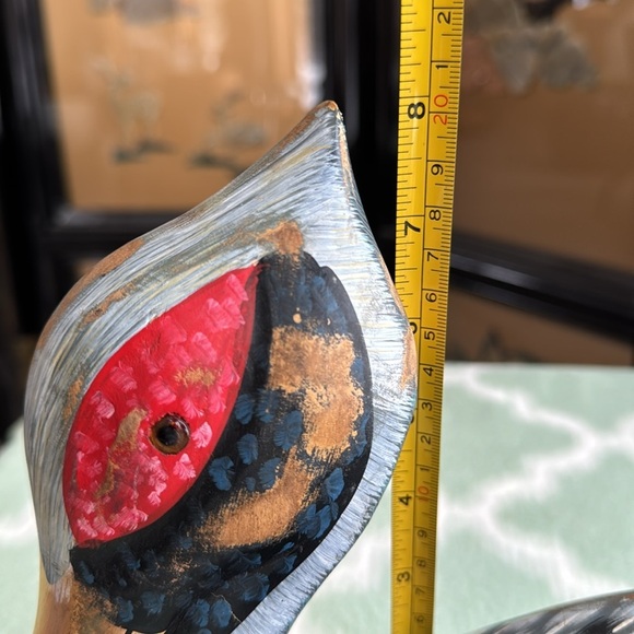 Handcrafted wooden Pelican figurine - Picture 7 of 7